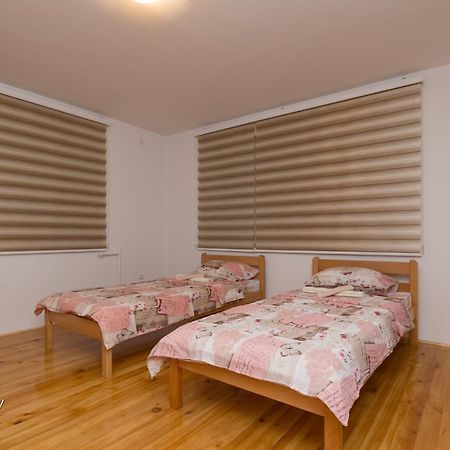 Mini Hostel - Apartman Konjic Bagian luar foto