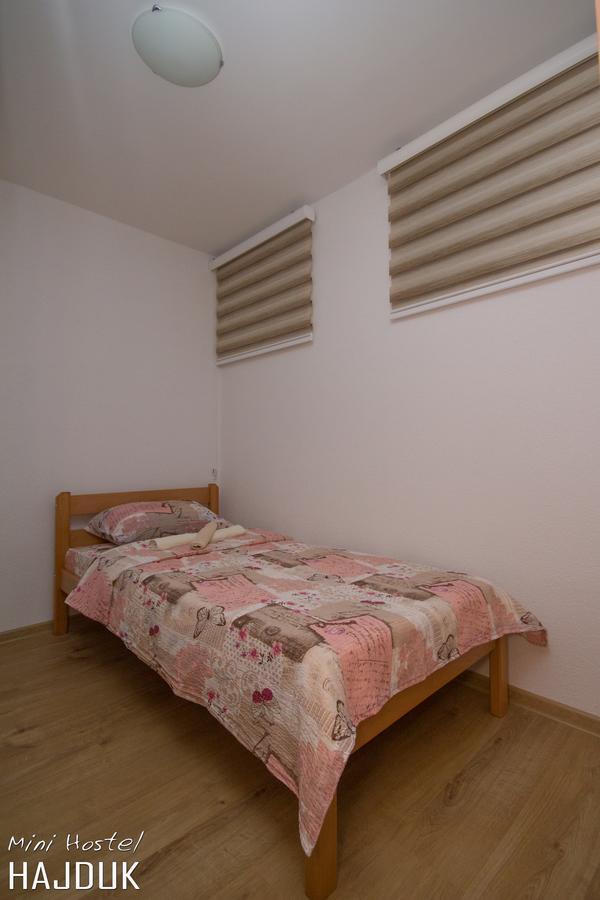 Mini Hostel - Apartman Konjic Bagian luar foto