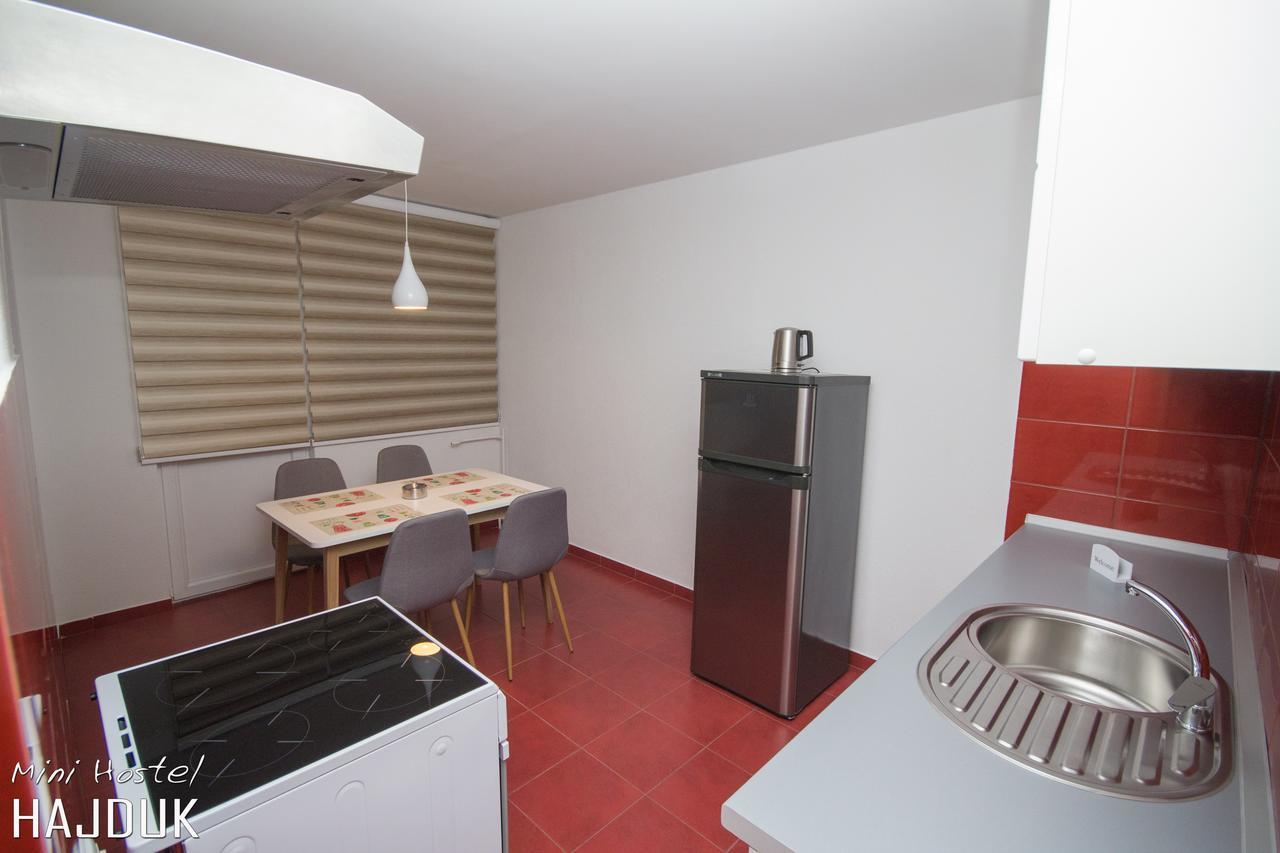 Mini Hostel - Apartman Konjic Bagian luar foto